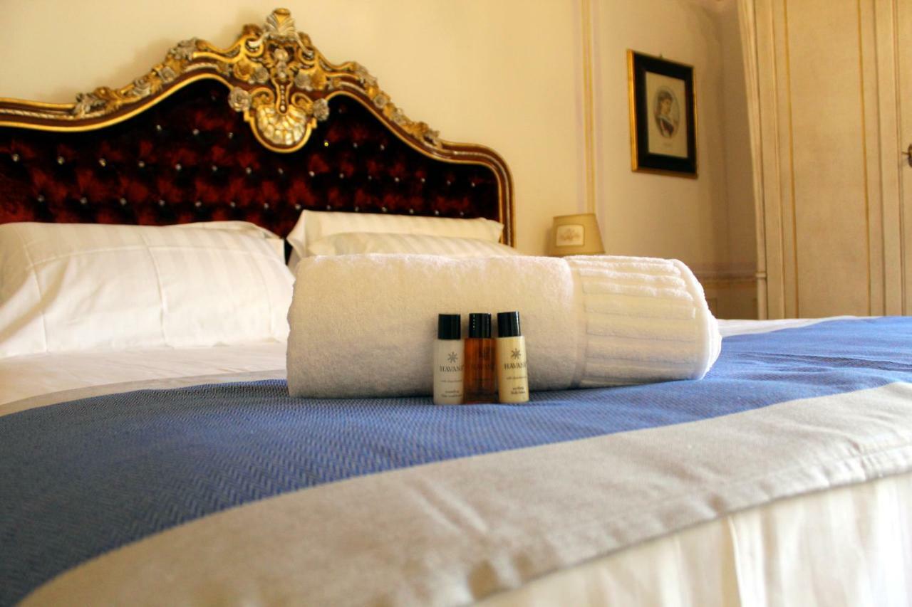 Les Suite Royales ซัสซารี ภายนอก รูปภาพ